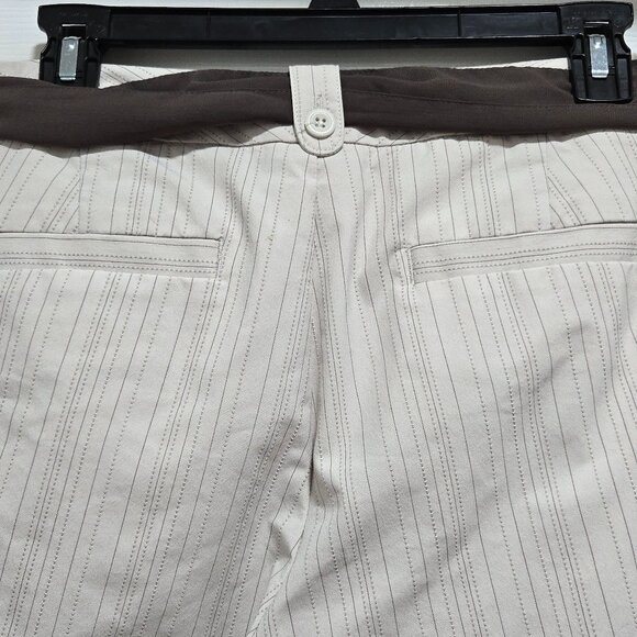 Clothes~Women's DOCKERS~ Sz 12 Mid Rise, Curvy Striped Capris Pants w/Belt. EUC! - Picture 8 of 8